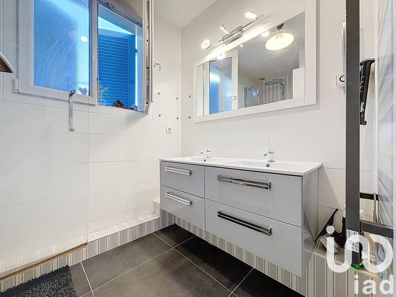 Maison - 141 m² - 6 pièces