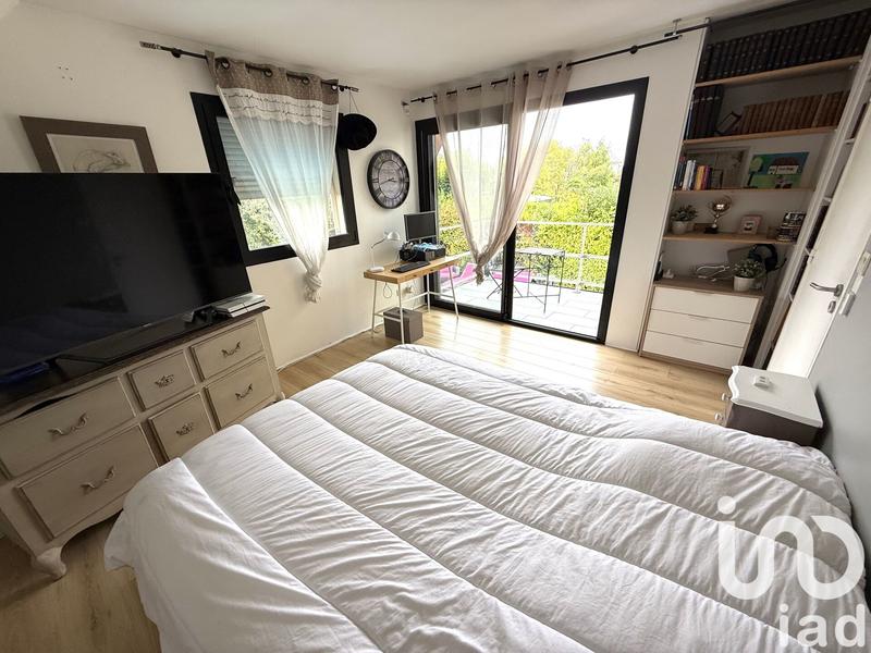 Maison - 355 m² - 10 pièces