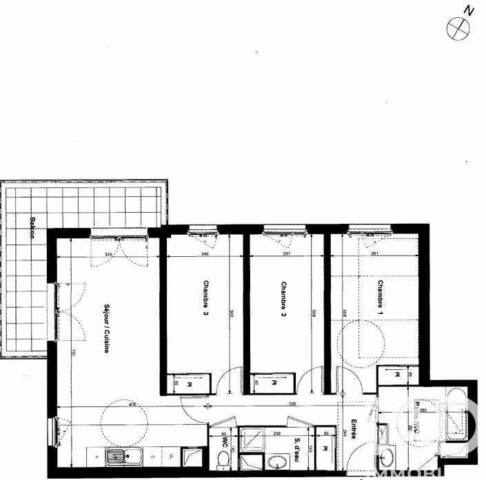 Appartement - 84 m² - 4 pièces