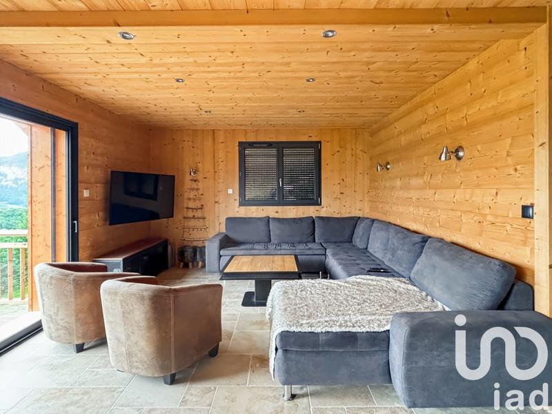 Châlet - 166 m² - 7 pièces