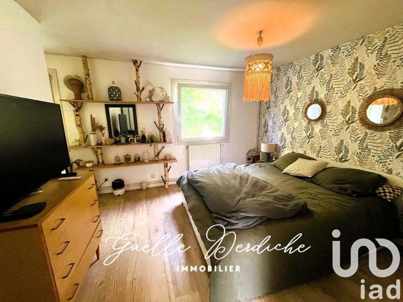 Maison - 213 m² - 8 pièces