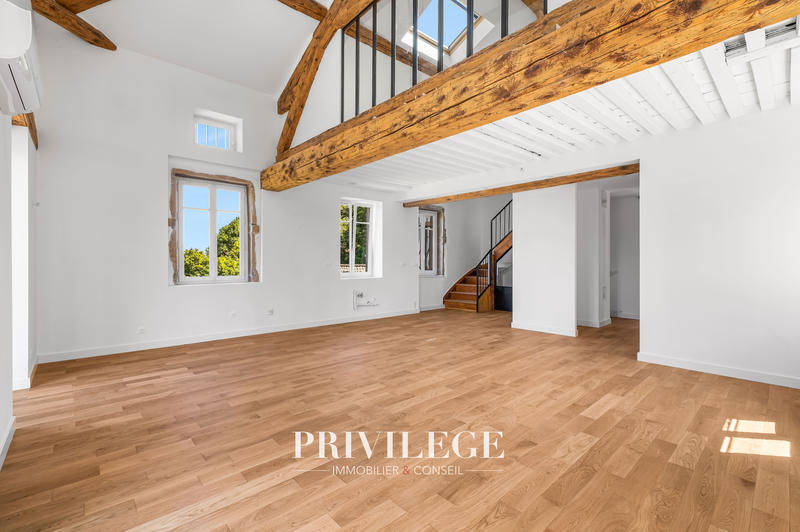 Duplex - 164 m² - 5 pièces