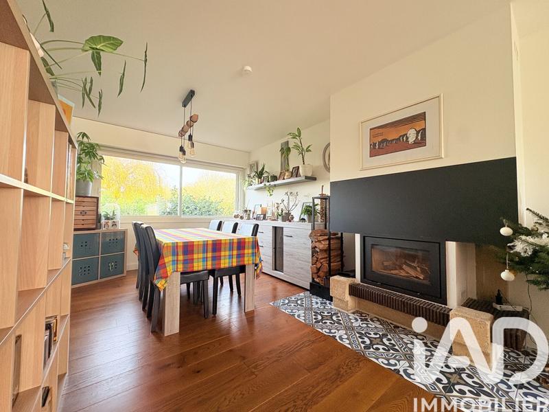 Maison - 99 m² - 4 pièces