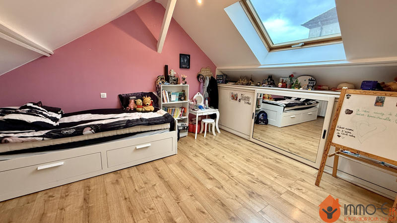 Maison - 110 m² - 5 pièces