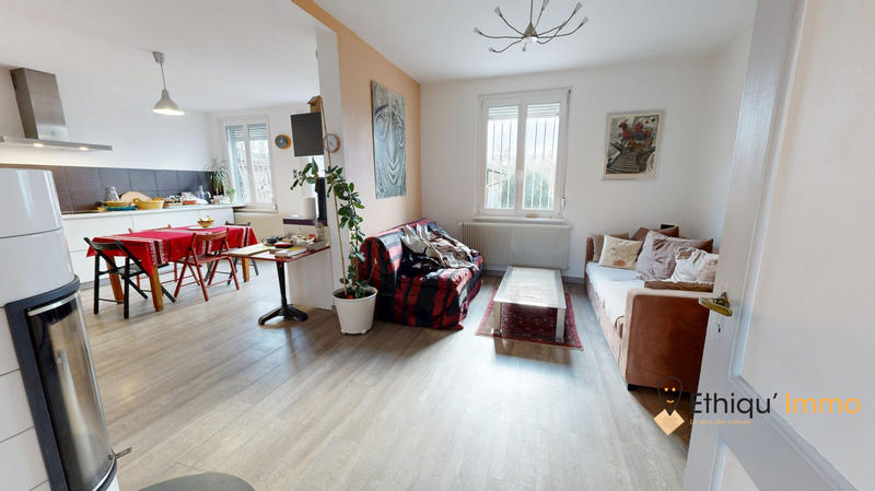 Maison - 89 m² - 5 pièces