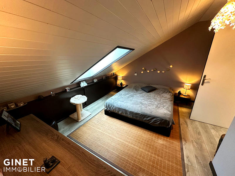 Appartement - 138 m² - 5 pièces