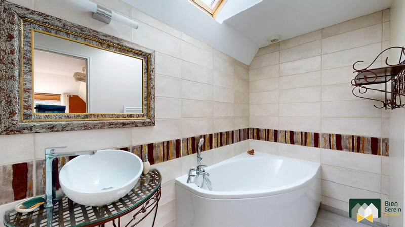 Maison - 272 m² - 6 pièces