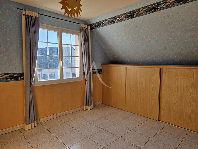 Maison - 178 m² - 8 pièces