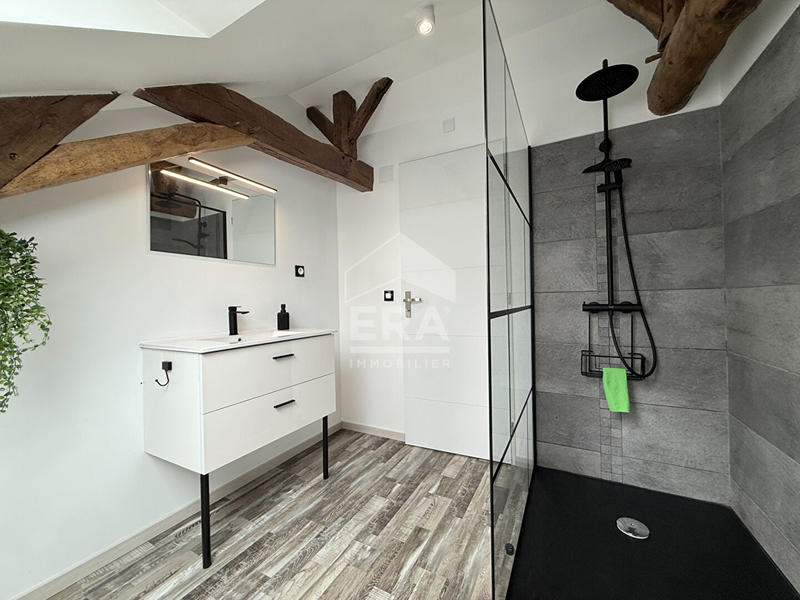 Maison - 184 m² - 6 pièces