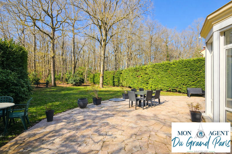 Maison - 169 m² - 6 pièces