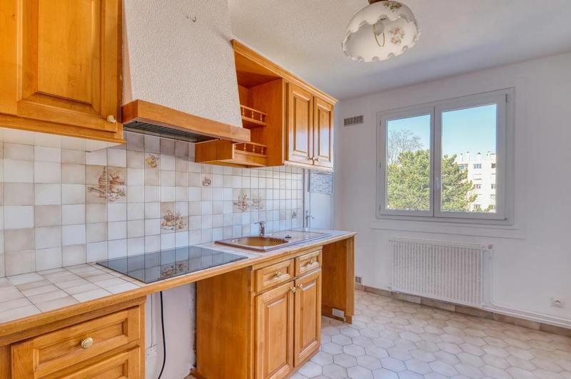 Appartement - 81 m² - 3 pièces