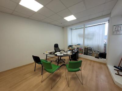 Immeuble - 142 m² - 6 pièces