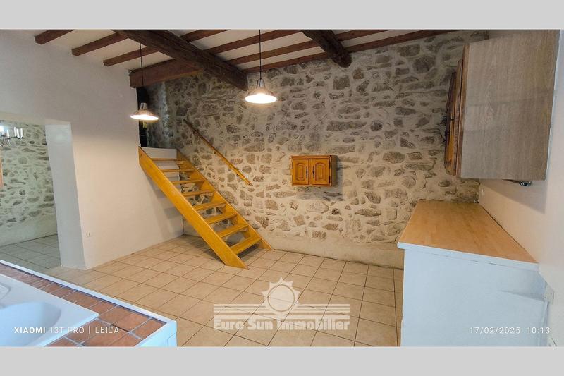 Maison de village - 80 m² - 3 pièces
