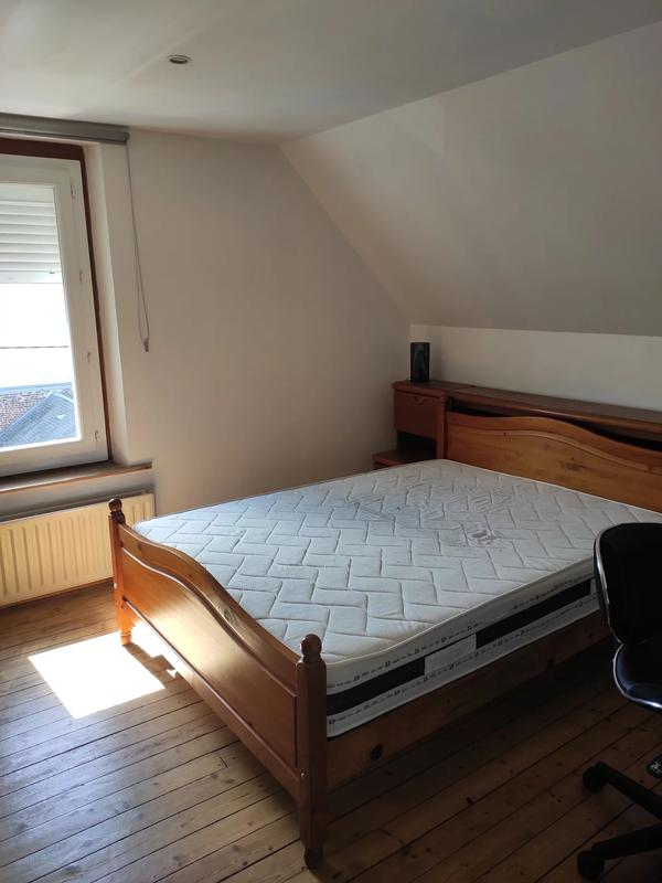 Maison - 92 m² - 5 pièces