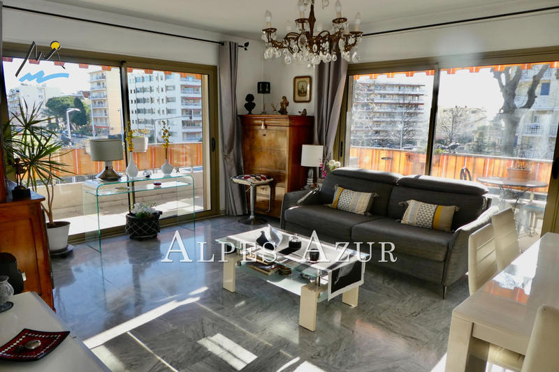 Appartement - 77 m² - 3 pièces