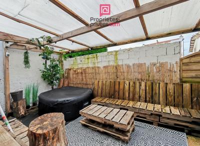 Maison - 140 m² - 5 pièces