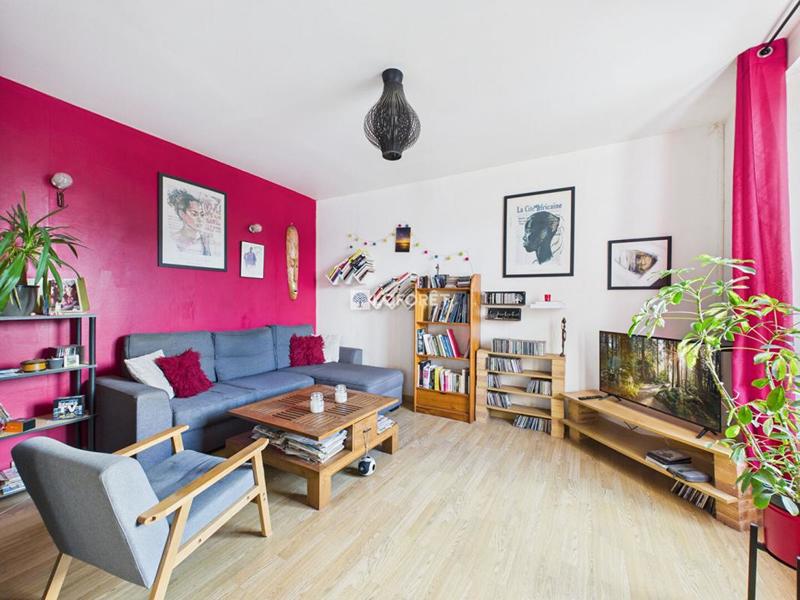 Maison - 85 m² - 5 pièces