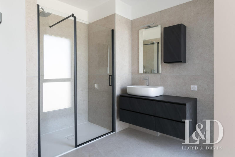 Appartement - 84 m² - 3 pièces