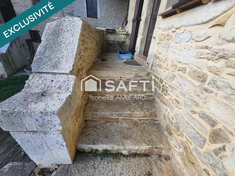 Maison - 99 m² - 5 pièces