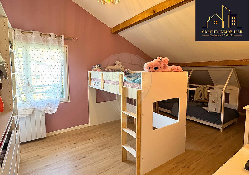 Maison - 190 m² - 6 pièces