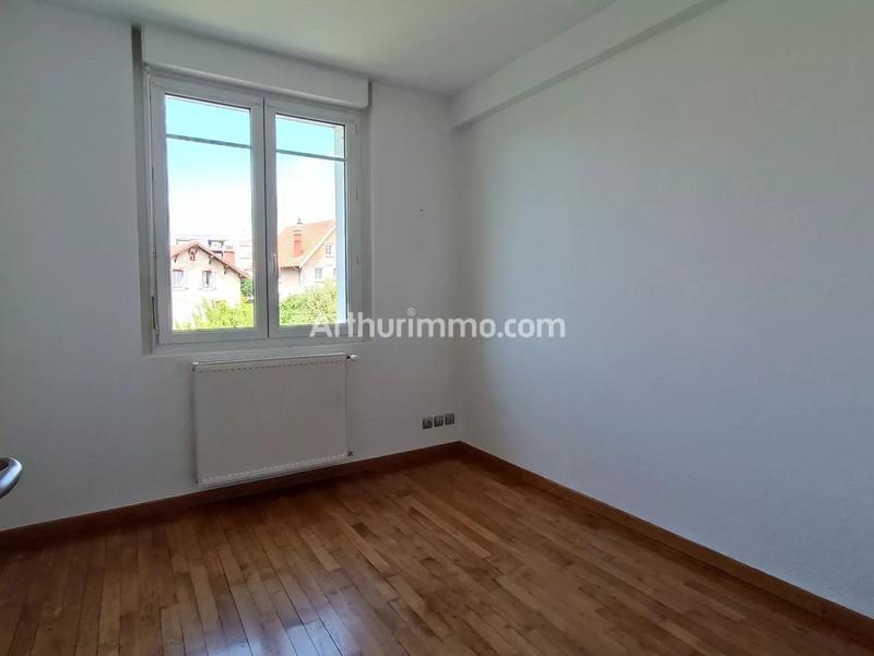 Appartement - 100 m² - 5 pièces