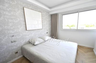 Appartement - 95 m² - 4 pièces