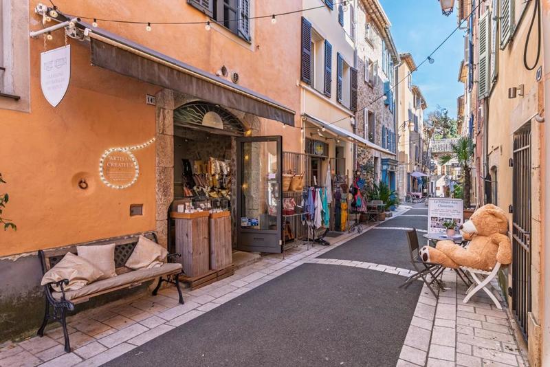 Local commercial - 34 m² - 1 pièce