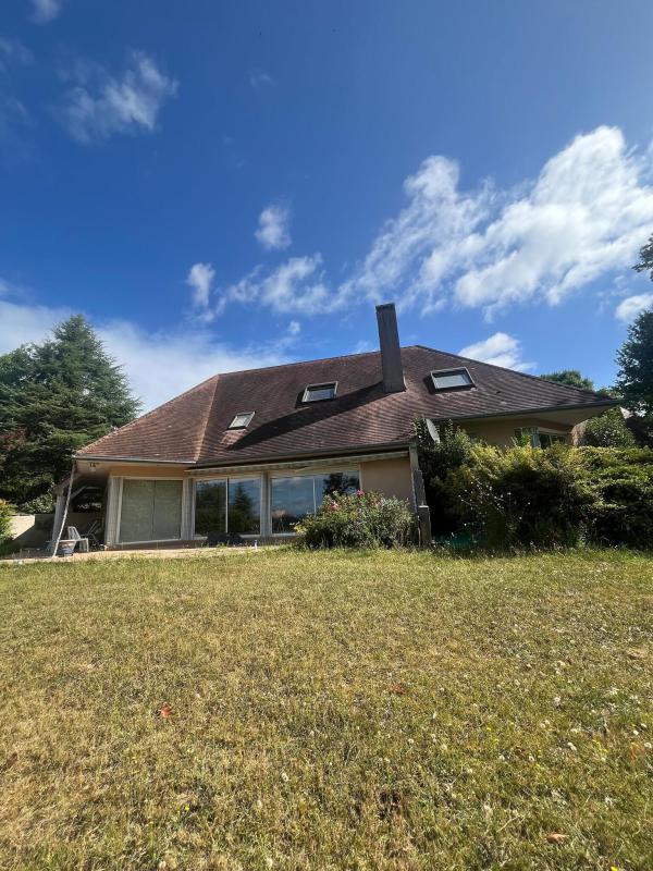 Maison d'architecte - 235 m² - 8 pièces