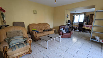 Maison - 189 m² - 9 pièces