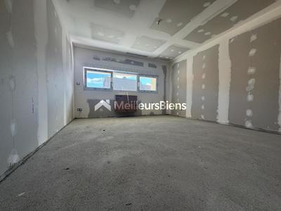 Appartement - 95 m² - 4 pièces