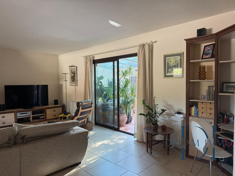 Mas - 405 m² - 17 pièces