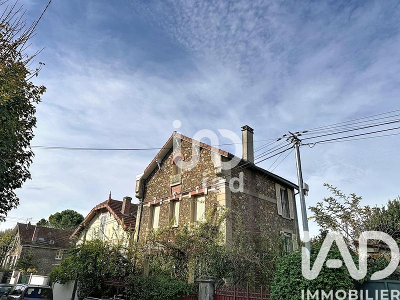 Maison - 150 m² - 9 pièces