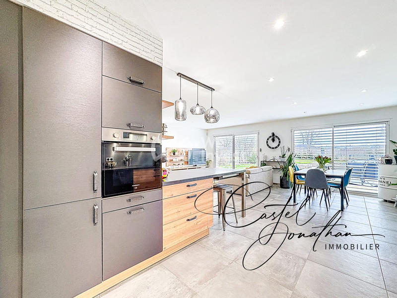 Maison - 120 m² - 5 pièces