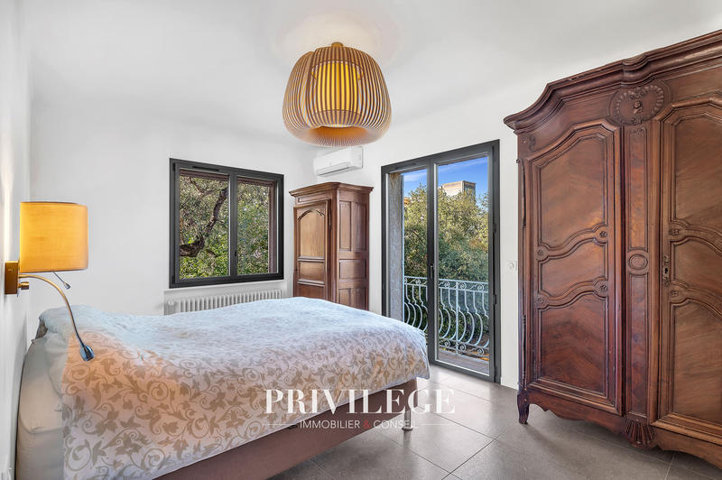 Villa - 150 m² - 6 pièces