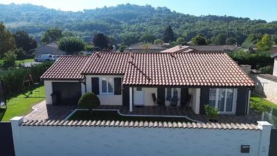 Maison - 85 m² - 4 pièces