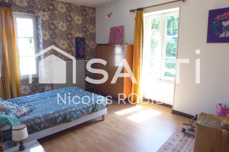 Maison - 210 m² - 8 pièces