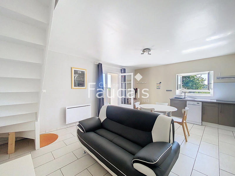 Maison - 151 m² - 6 pièces