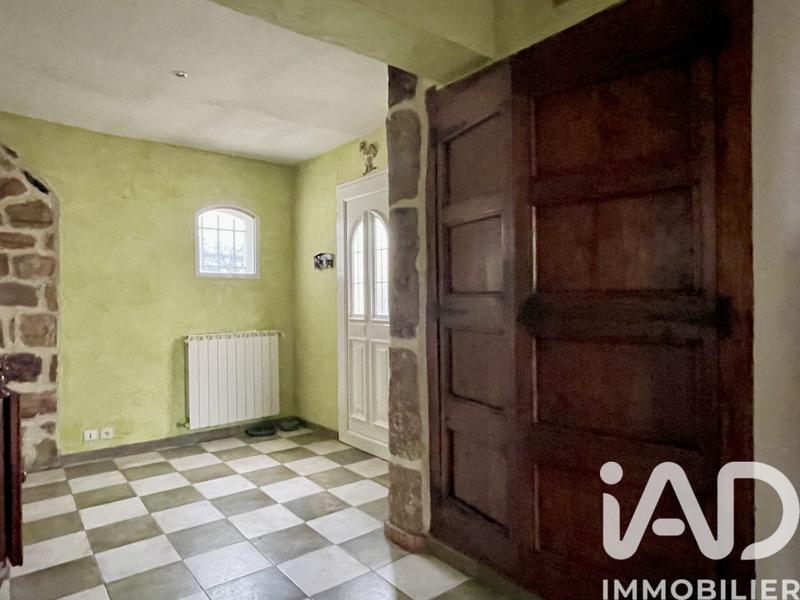 Maison - 204 m² - 7 pièces