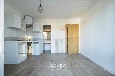Appartement - 18 m² - 1 pièce