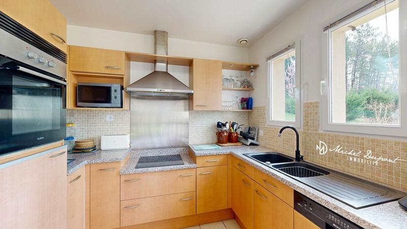 Maison - 91 m² - 5 pièces