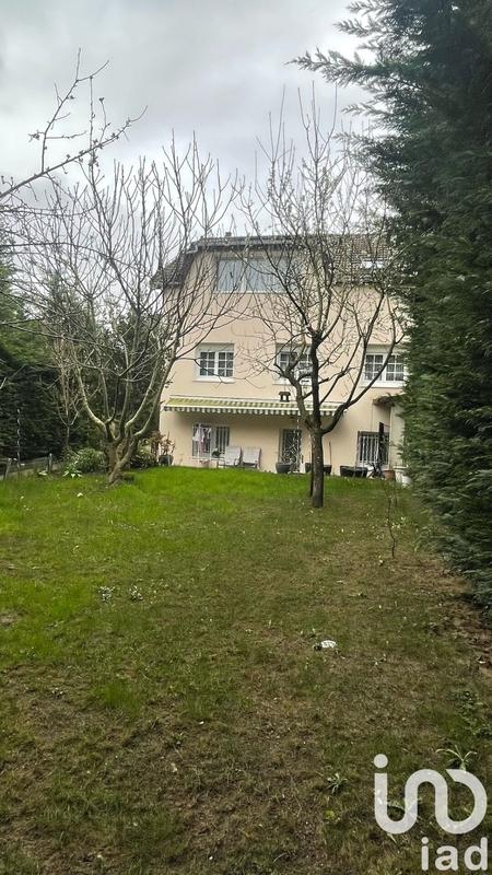 Maison - 191 m² - 8 pièces