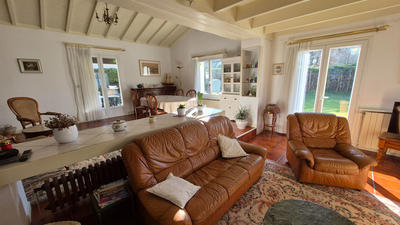 Maison - 151 m² - 6 pièces