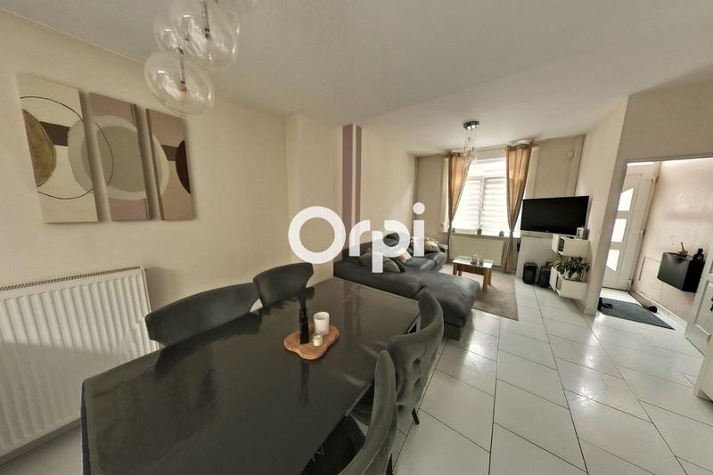 Maison - 92 m² - 4 pièces