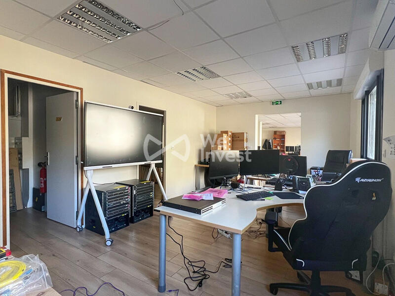 Bureau - 150 m²