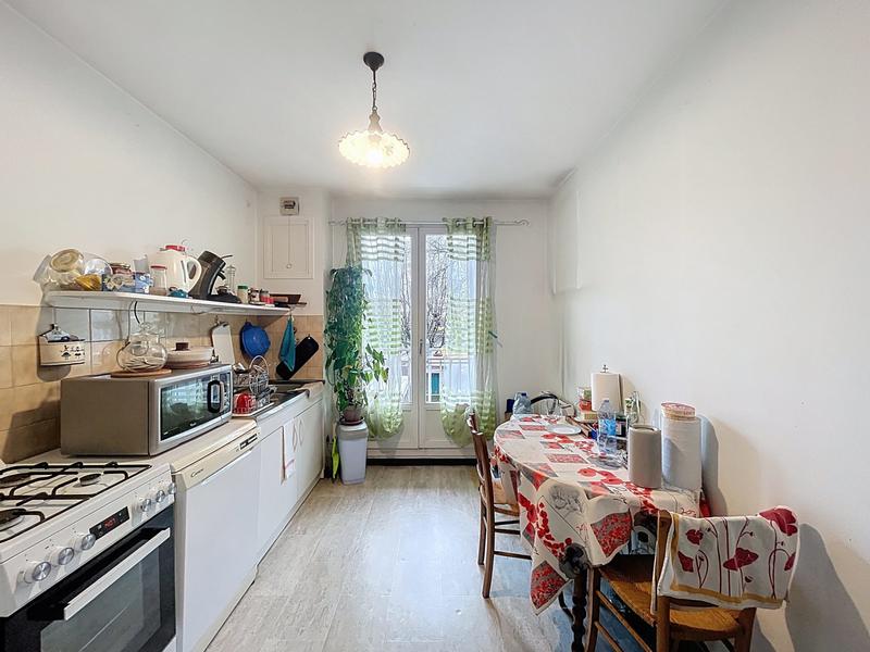 Appartement - 65 m² - 3 pièces