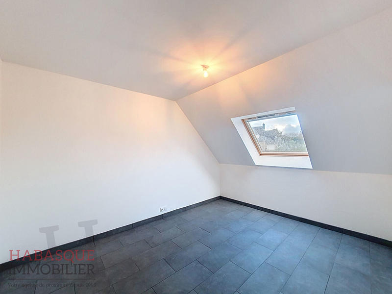 Maison - 106 m² - 6 pièces