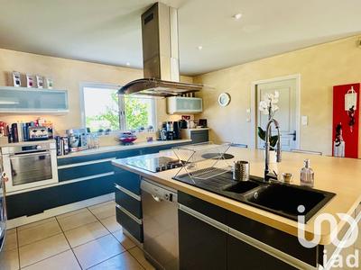 Maison de maîtres - 330 m² - 10 pièces