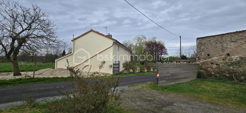 Maison traditionnelle - 142 m² - 5 pièces