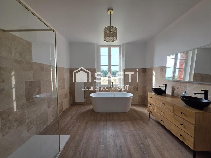 Maison de maîtres - 250 m² - 7 pièces