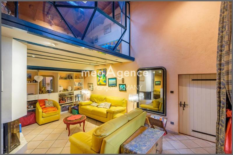 Maison de campagne - 250 m² - 8 pièces